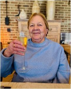 Simonne | Rouwcentrum Scheir, Het leven vieren, één familie tegelijk.