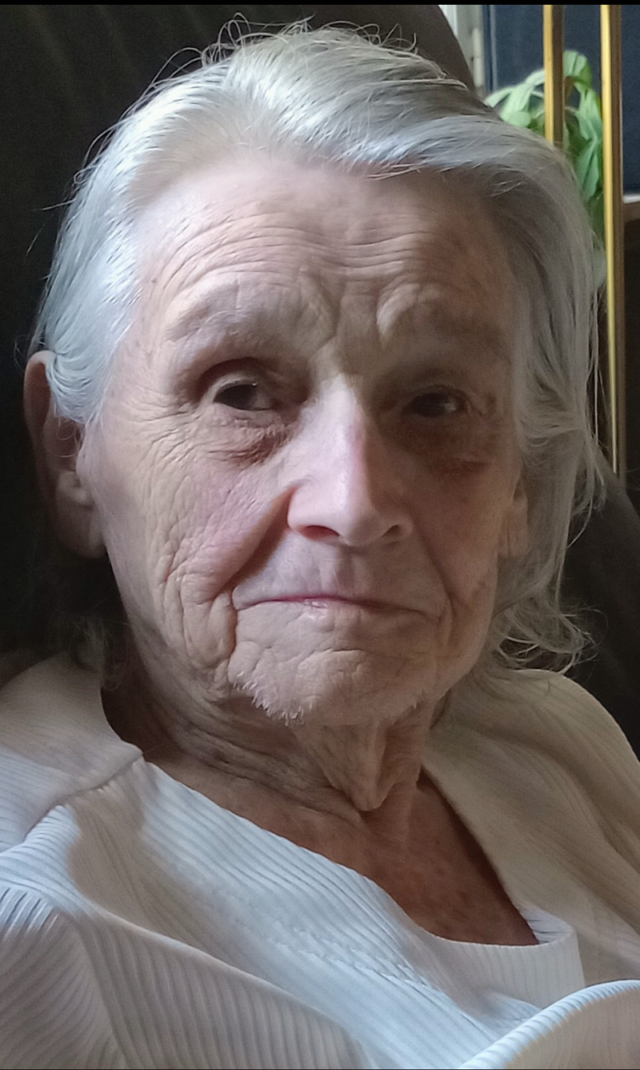 Yvonne | Rouwcentrum Scheir, Het leven vieren, één familie tegelijk.